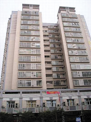 李小鹏:全力确保快递旺季保障安全畅通平稳运行“三亿体育官网”(图1) 三亿体育手机版